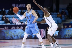 易游体育-队员状态渐入佳境，大连一方稳健取得连胜(大连一方队员名单)