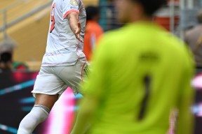 米乐M6易游体育-包含拜仁慕尼黑遭受劲敌阻击，欧冠决赛前景岌岌可危的词条