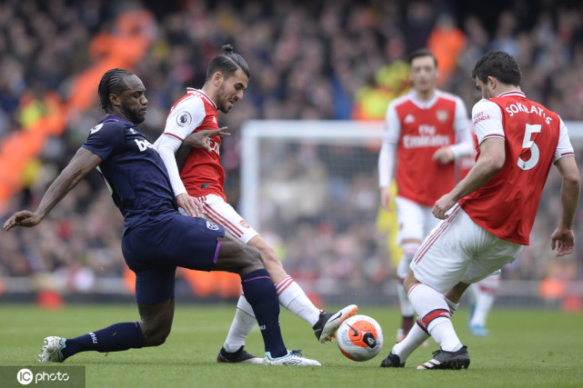 利物浦再进一步，晋级希望日渐增加(利物浦旧将曝猛料)