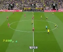 足球赛事频刷热搜，球迷翘首以待的简单介绍