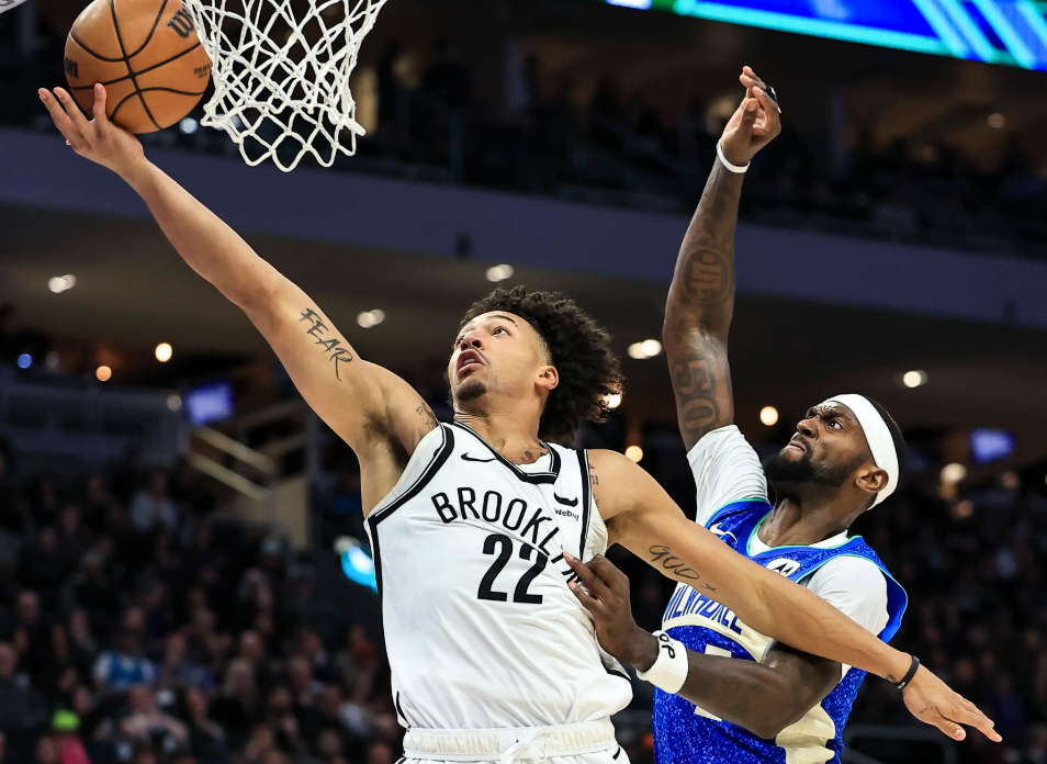 包含太阳全队崛起！保罗率领年轻新星团结一心联手大胜的词条